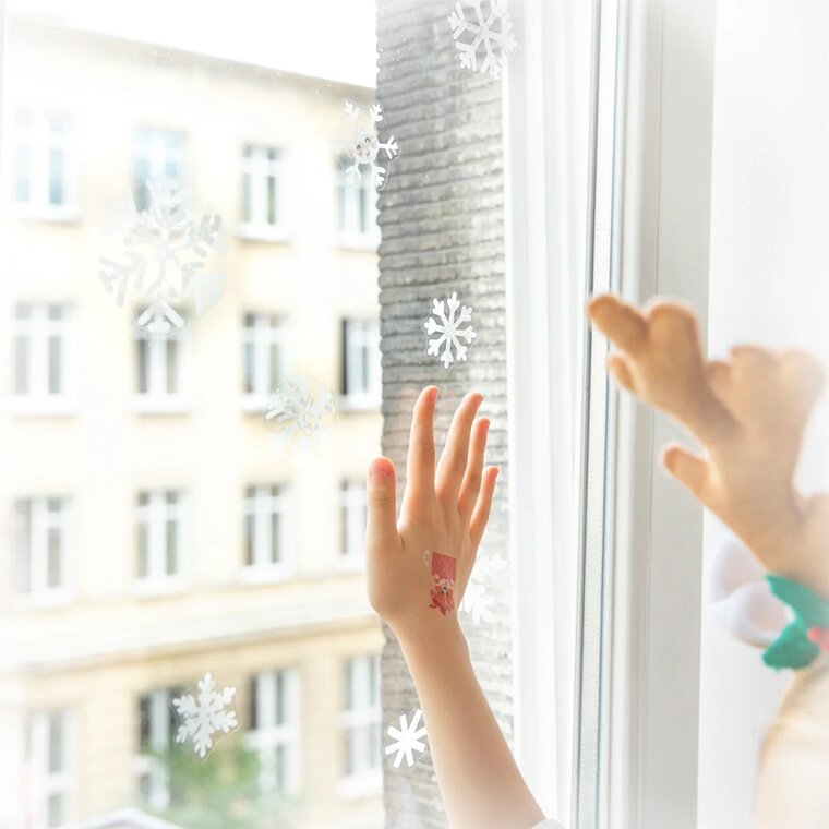 Product Image for Ikkunatarroja Lumihiutaleet 120 kpl.