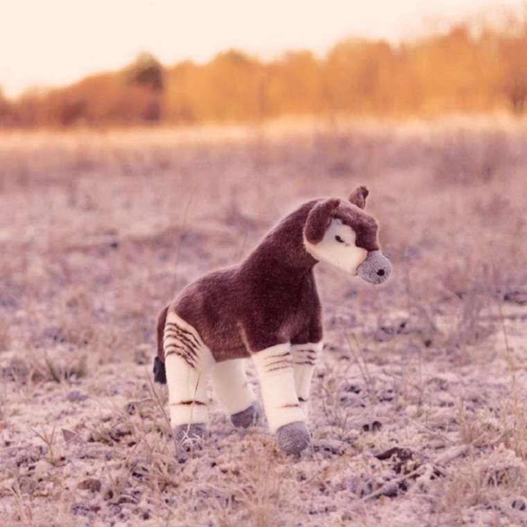 Product Image for Animigos World of Nature Okapi 27 cm