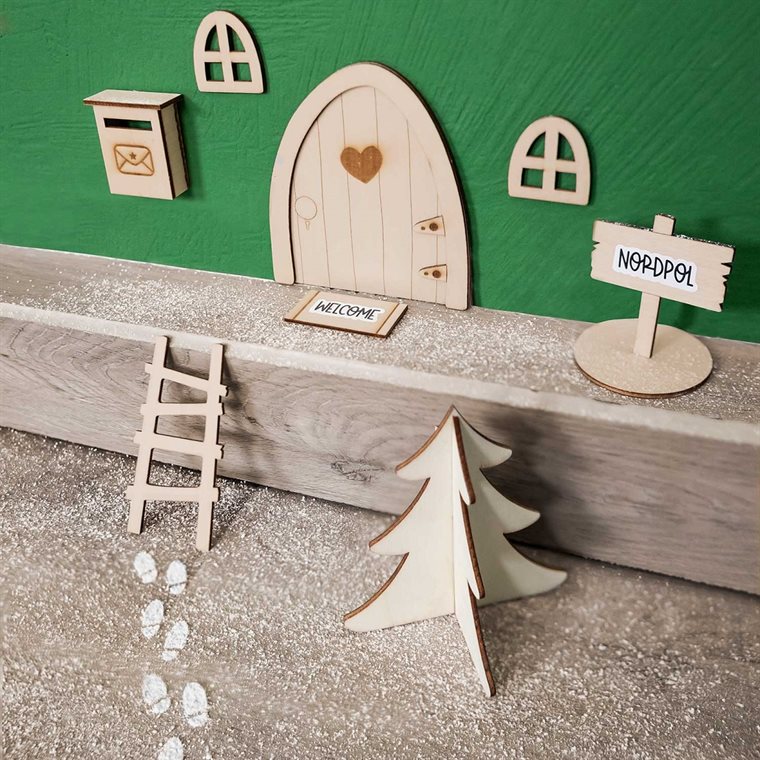 Product Image for Tonttuovi lisävarusteineen