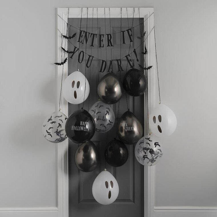 Product Image for Fright Night - Ilmapallosetti oveen - Enter if you dare!