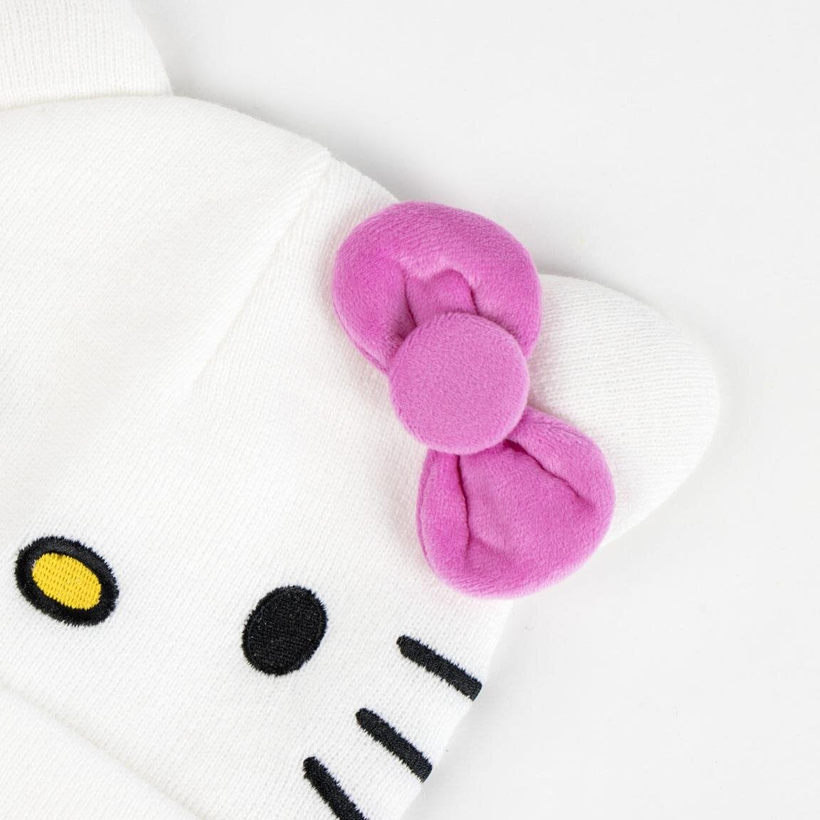 Hello Kitty - Pipo korvilla
