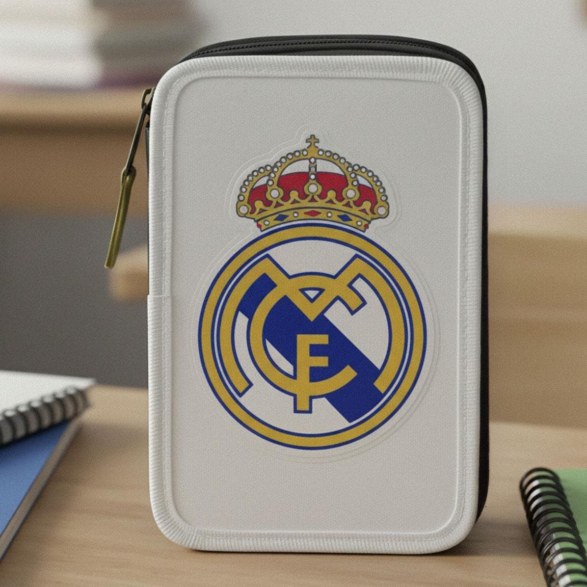 Real Madrid Penaali tarvikkeineen