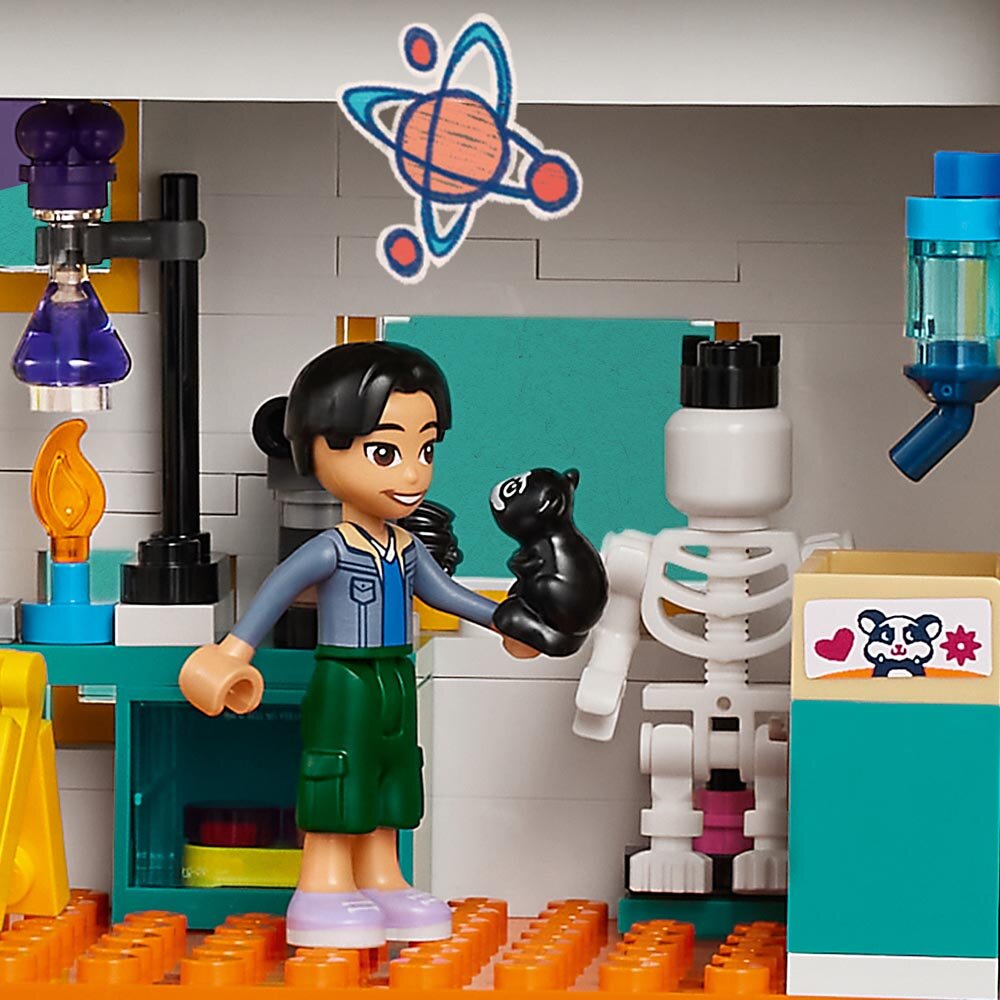 LEGO Friends - Heartlaken kansainvälinen koulu 8+