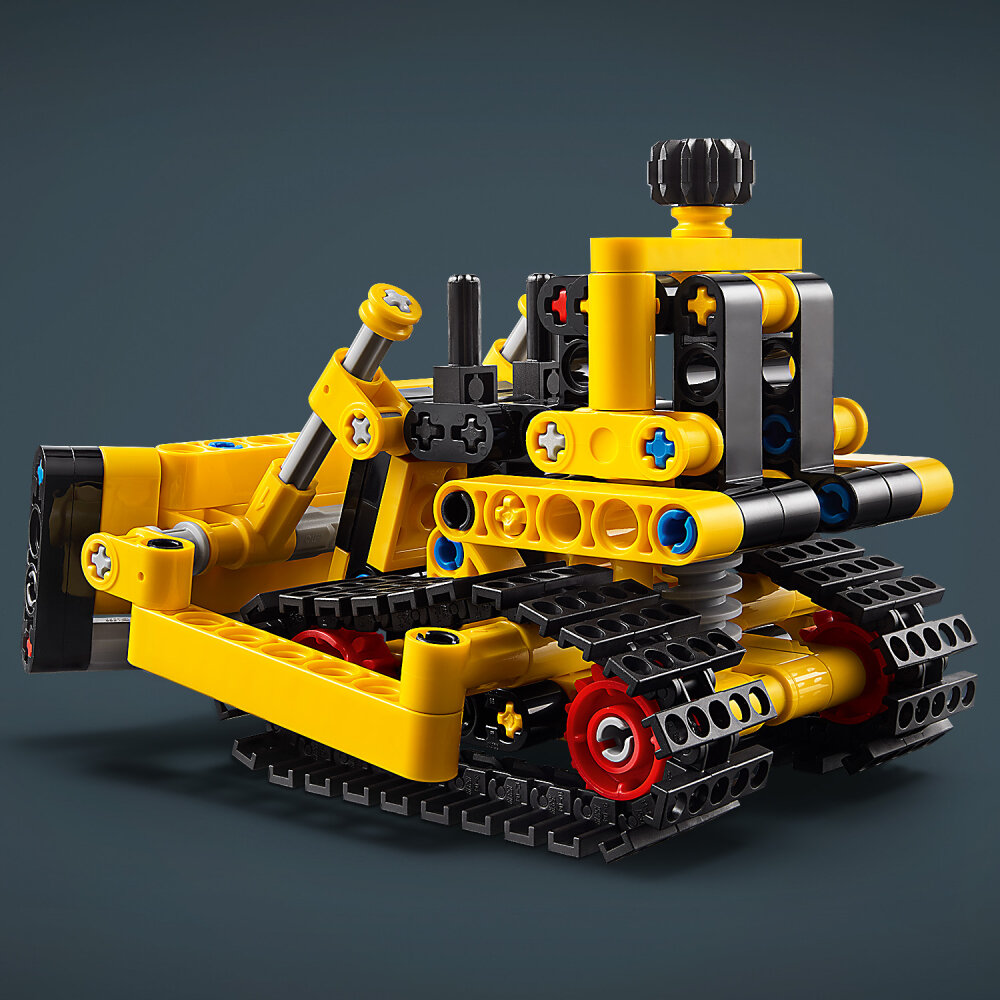 LEGO Technic - Raskaan sarjan puskutraktori 7+