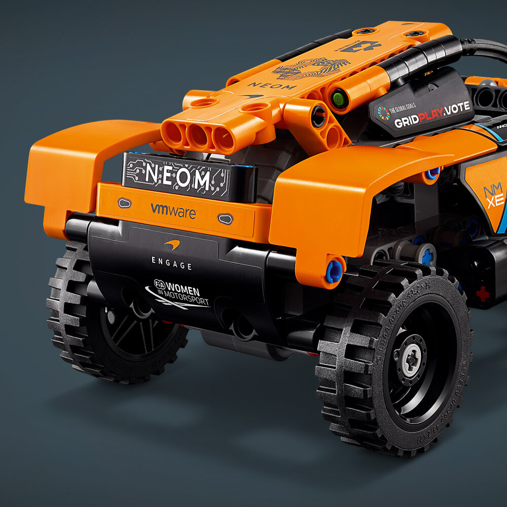 LEGO Technic - NEOM McLaren Extreme E -kilpamaasturi 7+