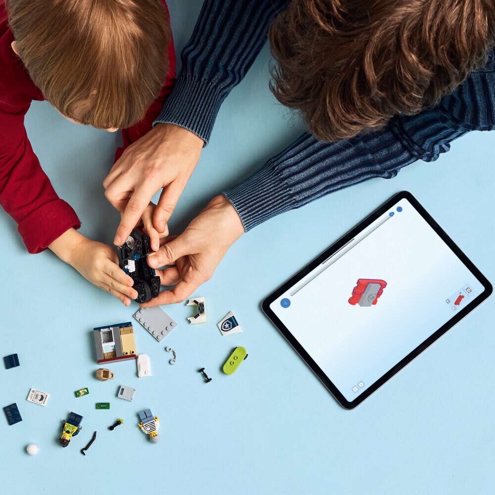 LEGO City - Takaa-ajo poliisimoottoripyörälla 4+