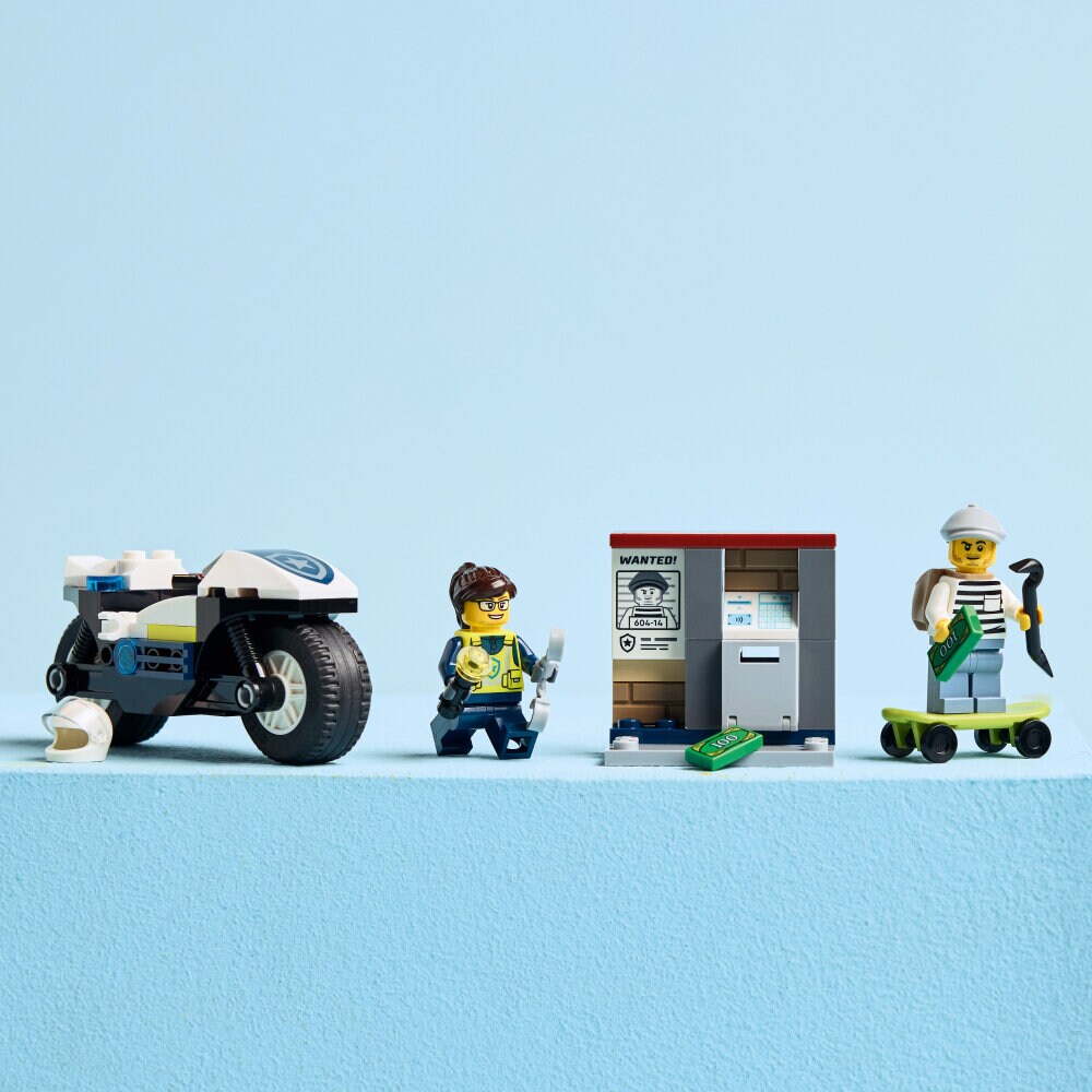 LEGO City - Takaa-ajo poliisimoottoripyörälla 4+
