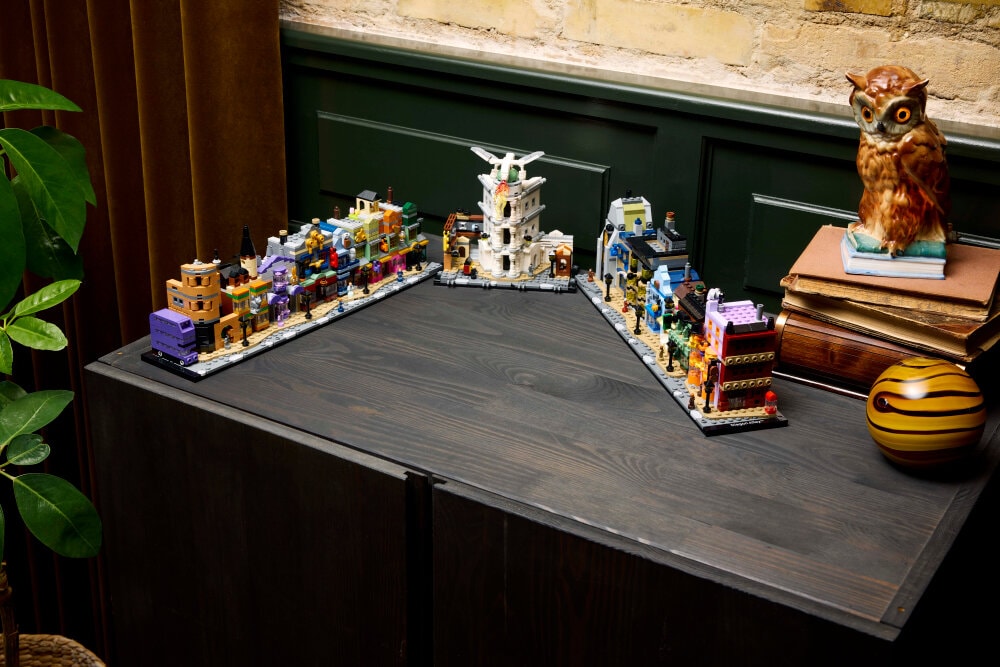 LEGO Harry Potter - Viistokujan velhokaupat 18+