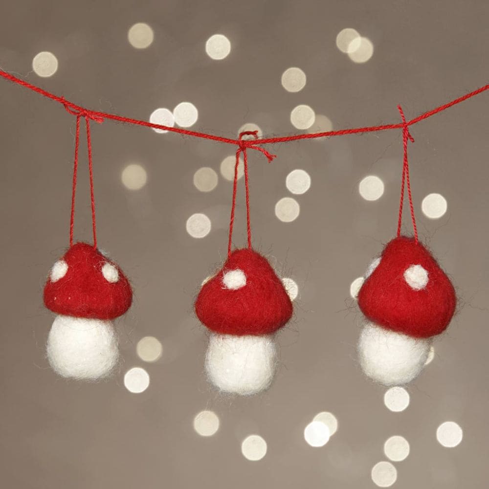 DIY Askartelusetti - Sienet naruilla