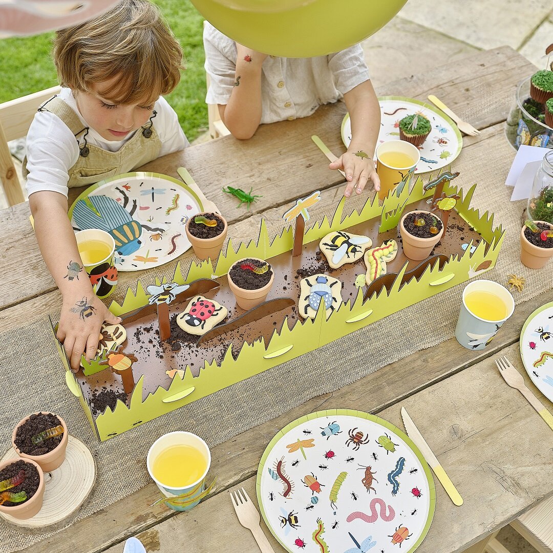 Bug Party – naposteltava- ja makeisteline