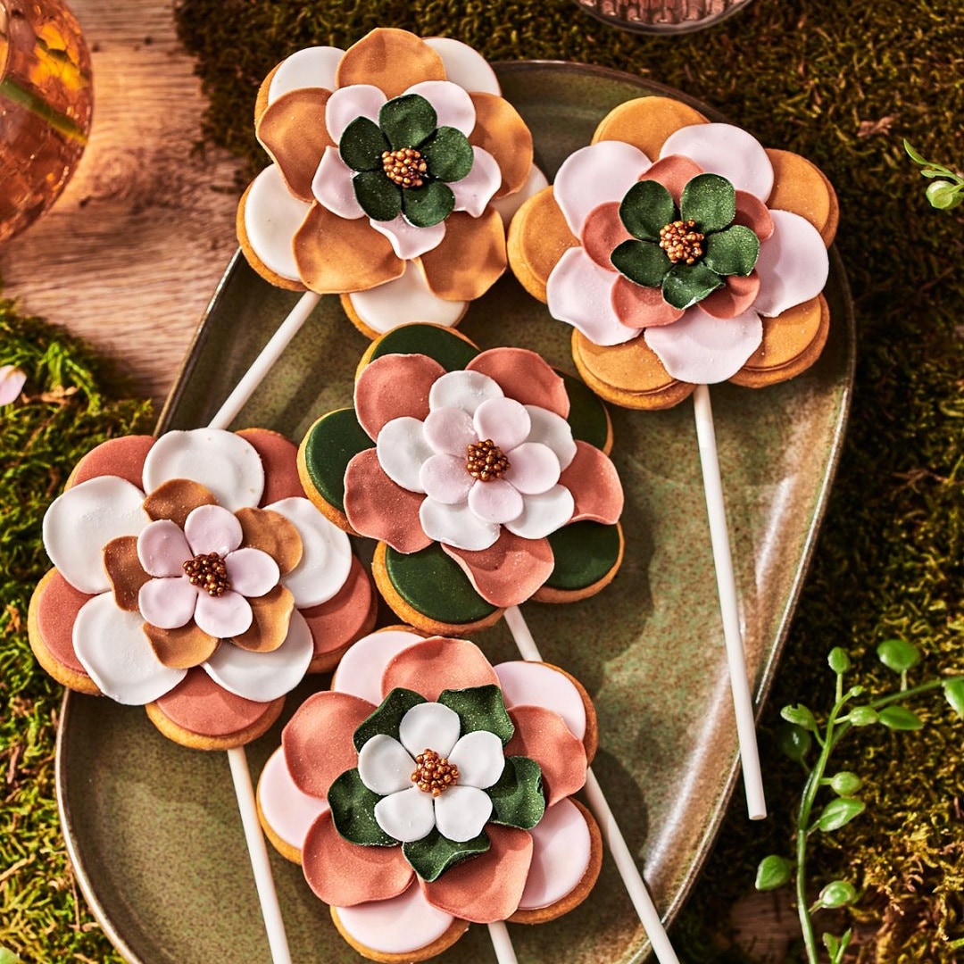 FunCakes - Sokerimassa Kimalteleva Ruusukulta 250 grammaa