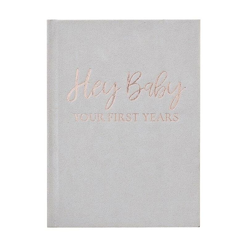 Vauvakirja - First Years
