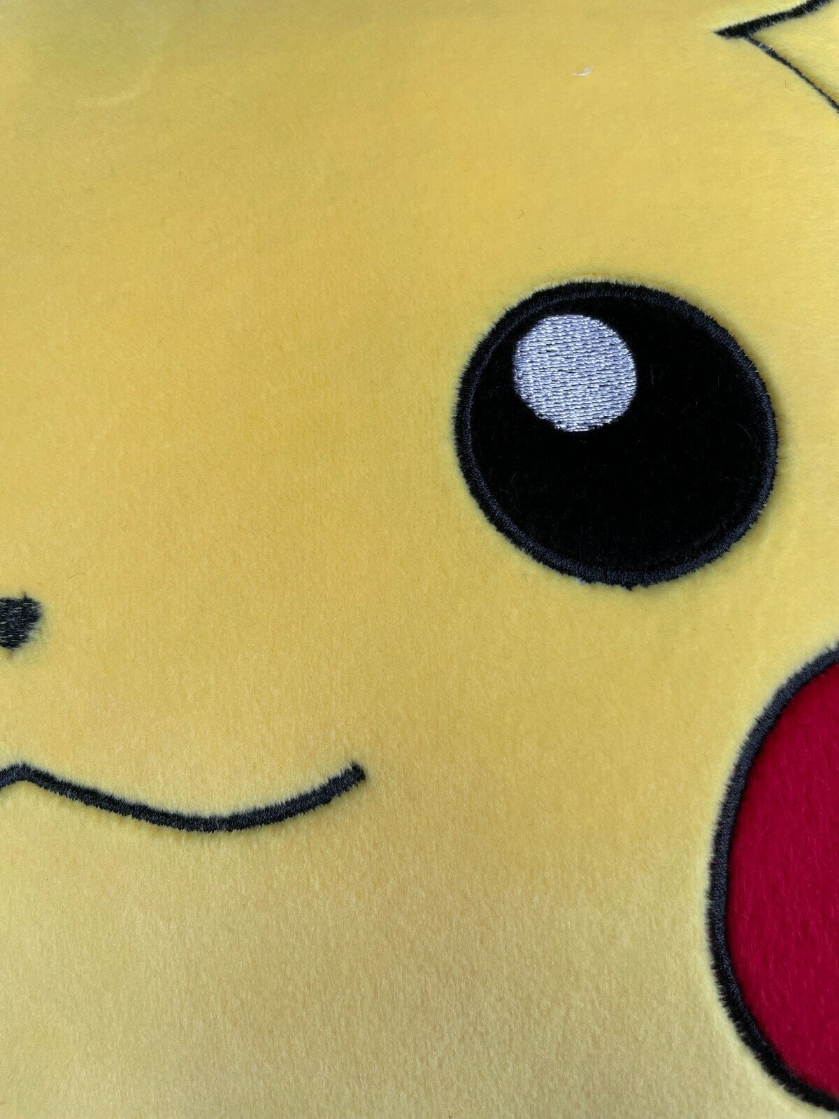 Pokémon - Tyyny Pikachu 40 x 40 cm