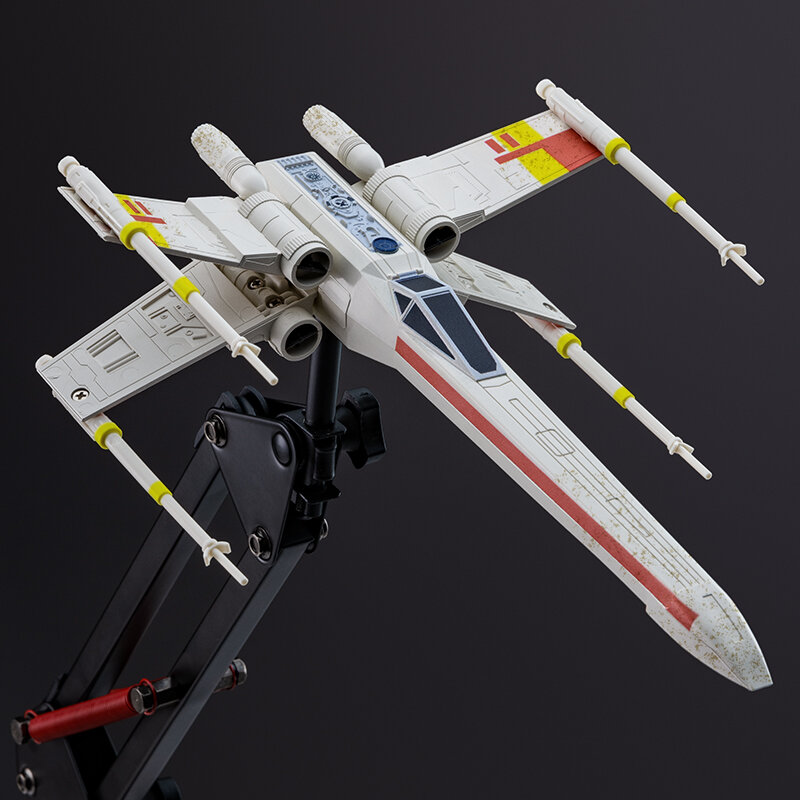 Star Wars - Säädettävä X-Wing Työpöytälamppu