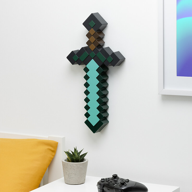 Minecraft - Lamppu Diamond Sword 40 cm