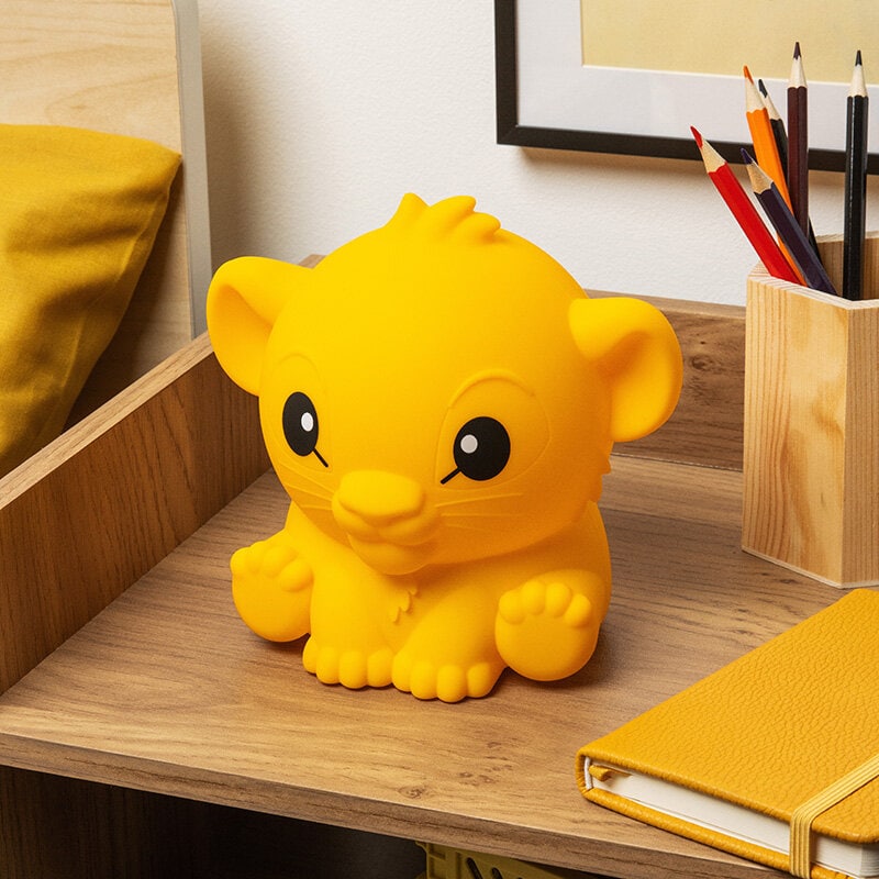 Leijonakuningas - Simba Yölamppu 15 cm