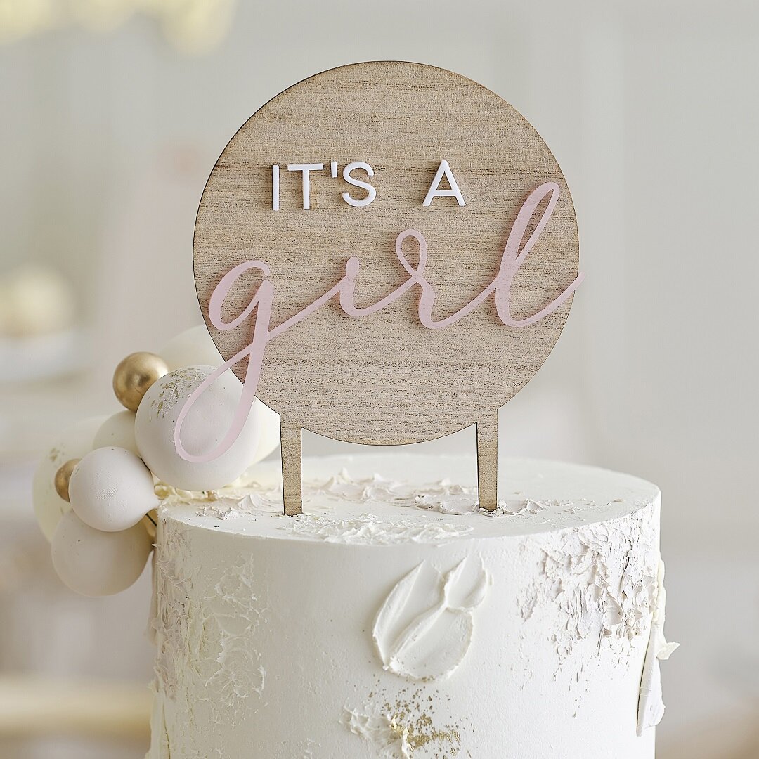 Cake Topper Puusta - It's a Girl